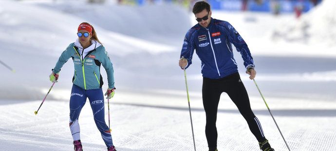 Koukalová se po stíhačce projela po tréninkové trati s manželem Petrem