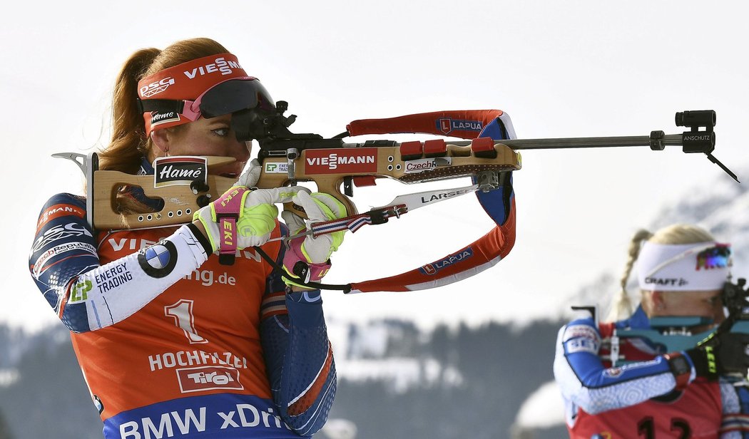 Gabriela Koukalová skončila ve stíhacím závodě desátá