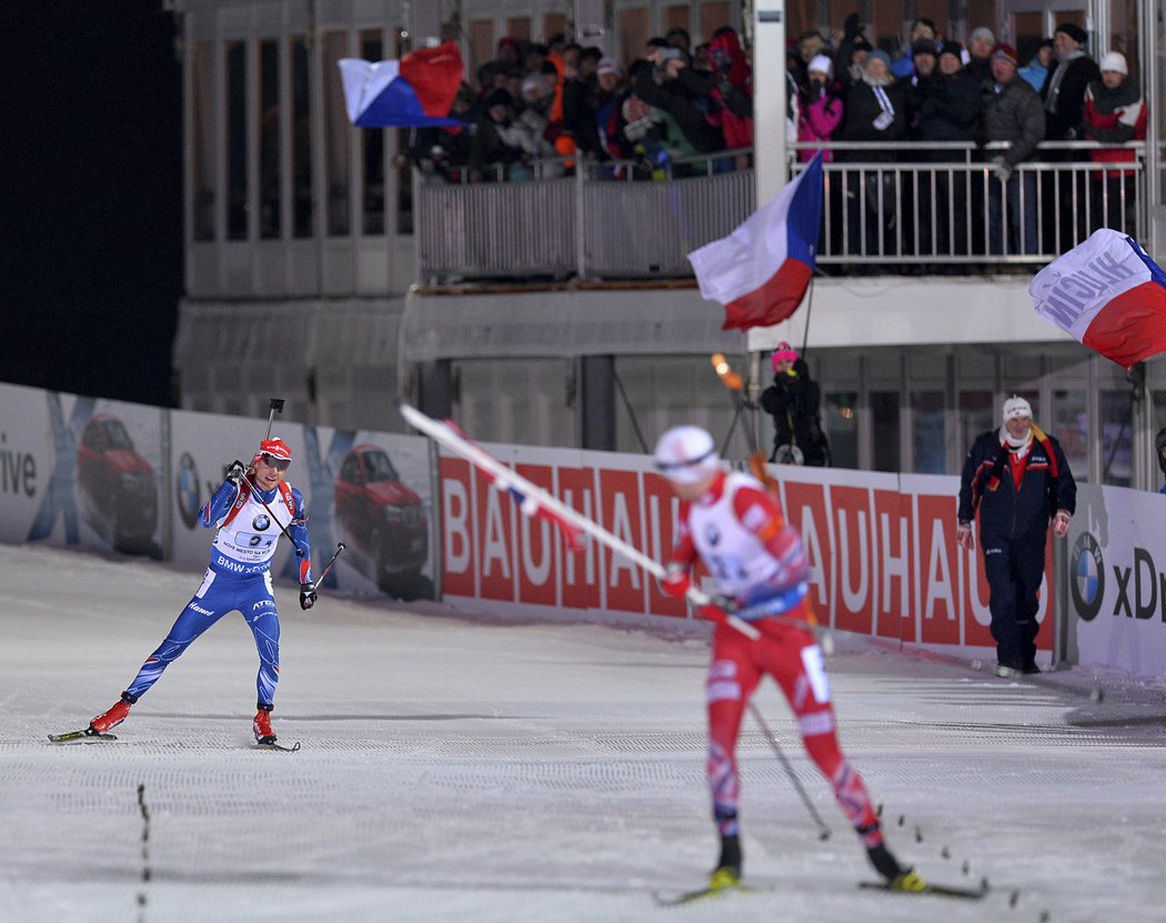 Ondřej Moravec dojel v závodě smíšených štafet s českým týmem na druhém místě  