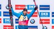 Martin Fourcade si vítězství evidentně užil