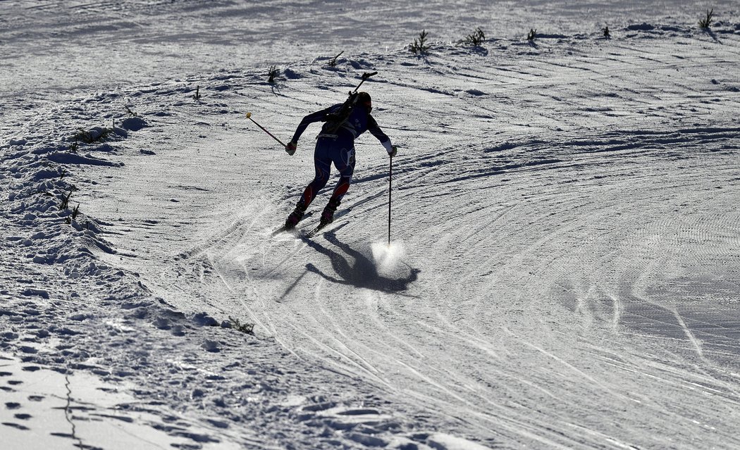 Gabriela Koukalová na trati sprintu při MS v Hochfilzenu