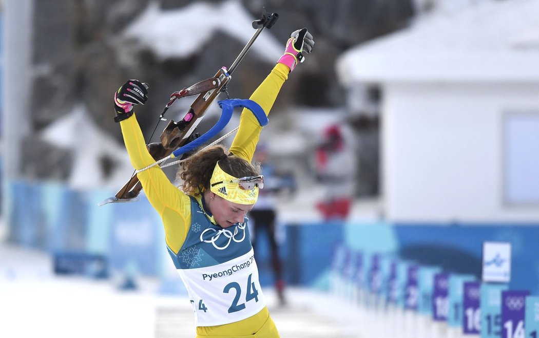 Hanna Öbergová se stala druhou biatlonovou olympijskou šampionkou ze Švédska. Navázala na Annu Carin Žídkovou, která ještě pod dívčím jménem Olofssonová triumfovala v závodě s hromadným startem na ZOH 2006 v Turíně.