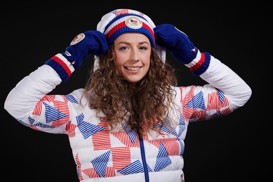 Biatlonistka Jessica Jislová v nové olympijské kolekci