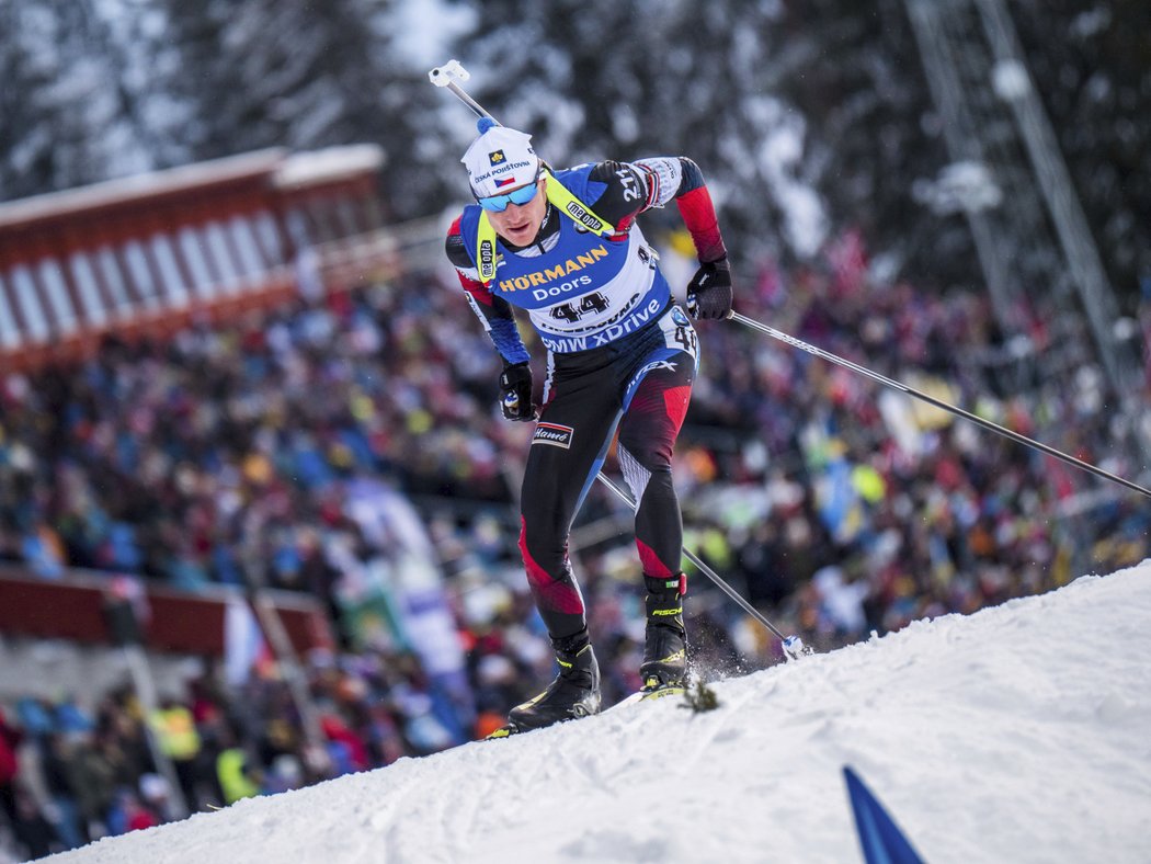 Ondřej Moravec měl během sprintu na MS v Östersundu zdravotní potíže