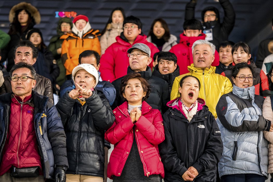 Korejští fanoušci při biatlonovém SP v Pchjongčchangu