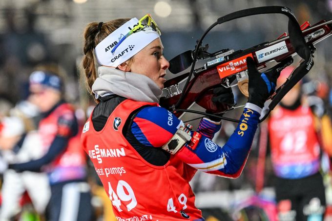 Francouzský biatlon řeší další skandál: Tajná manipulace se zbraní parťačky! Francouzský biatlon řeší další skandál: Tajná manipulace se zbraní parťačky!