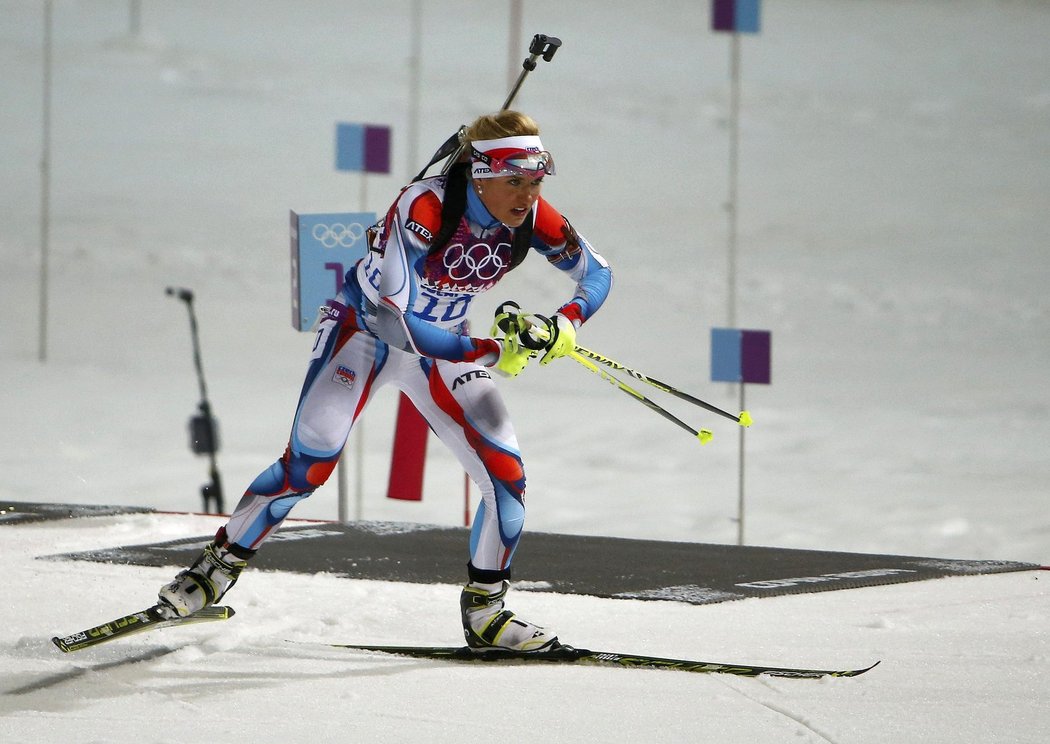 Gabriela Soukalová v závodě s hromadným startem, kde vybojovala svou první olympijskou medaili