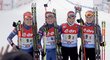 České biatlonistky (zleva) Gabriela Soukalová, Veronika Vítkova, Jitka Landová a Eva Puskarčíková dojely v Hochfilzenu třetí