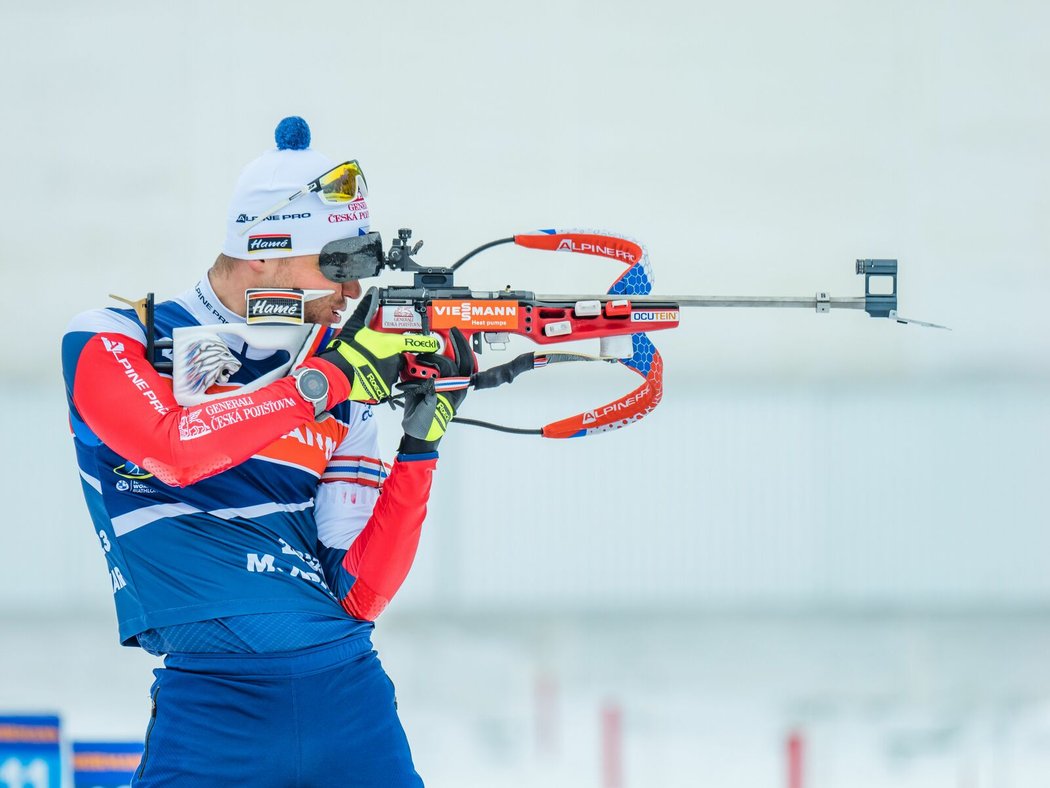 Michal Krčmář na střelnici v Anterselvě