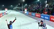 Jakub Štvrtecký mává fanouškům poté, co sprint SP v Novém Městě dokončil na 48. příčce