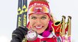 Biatlonistka Gabriela Koukalová dojela třetí ve sprintu v Östersundu. Královna minulé zimy přesně střílela a prohrála jen s vítězkou Marií Dorinovou-Habertovoui z Francie a druhou Finkou Kaisou Mäkäräinenovou.