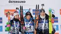 Italka Dorothea Wiererová (uprostřed) triumfovala v individuálním závodu v Östersundu