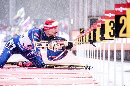 Biatlonista Michal Šlesingr skončil desátý v dnešním sprintu Světového poháru v Ruhpoldingu. Další český závodník Ondřej Moravec dojel třináctý.