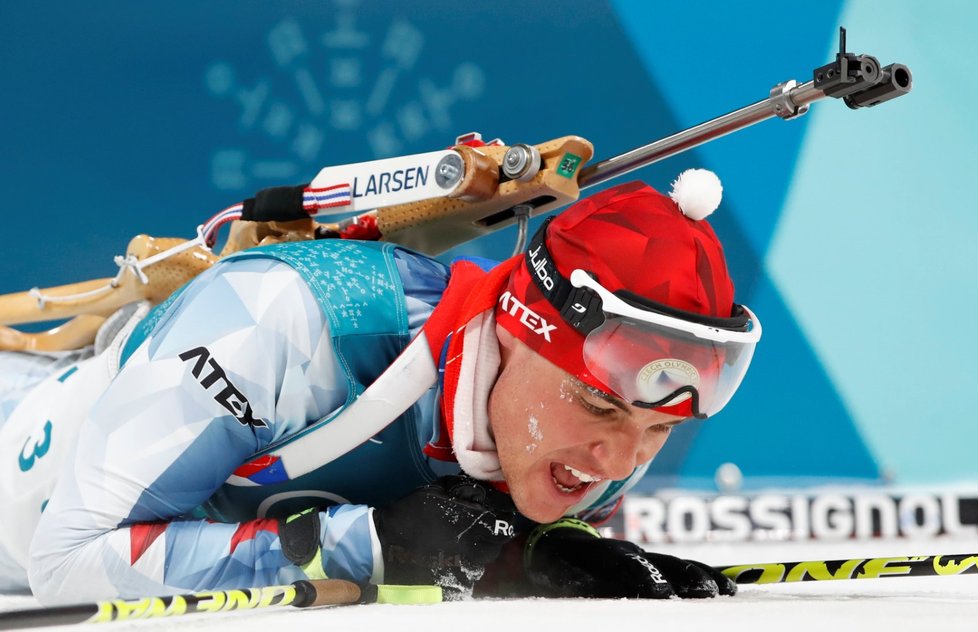 Vyčerpaný Michal Krčmář v cíli svého stříbrného sprintu na olympiádě v Koreji