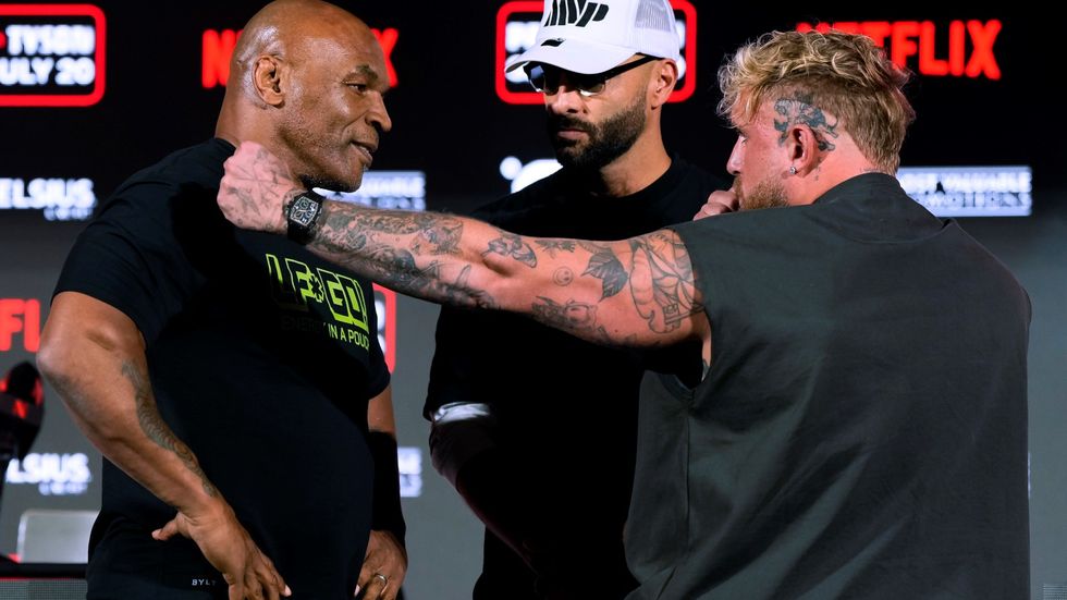 Červencový souboj mezi Mikem Tysonem a Jakem Paulem se odkládá kvůli zdravotním potížím boxerské legendy