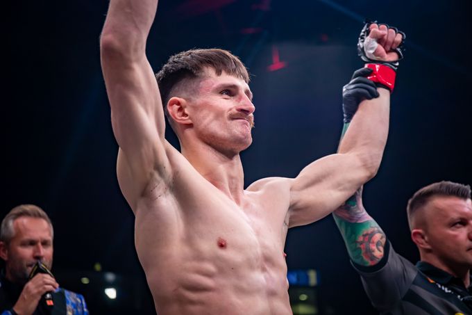 Kalašnik je slabší než Surdu, šanci má v rychlosti, míní expert. Jakou zvolit strategii? Kalašnik je slabší než Surdu, šanci má v rychlosti, míní expert. Jakou zvolit strategii?