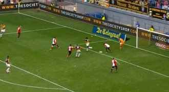 VIDEO: Ex-sparťan Bony Wilfried parádní patičkou zničil Feyenoord
