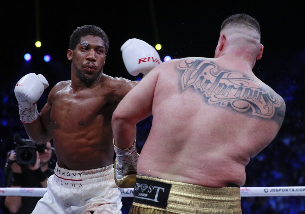 Anthony Joshua porazil Andyho Ruize Jr. v odvetě na body a získal čtyři titulové pásy