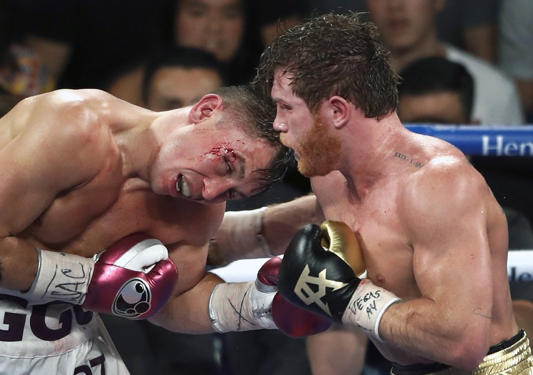 Canelo Álvarez porazil Gennadije Golovkina