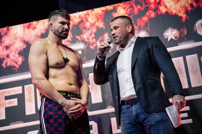 Fight Night Challenge v TV: kde sledovat souboj Végh vs. Kincl živě? Fight Night Challenge v TV: kde sledovat souboj Végh vs. Kincl živě?
