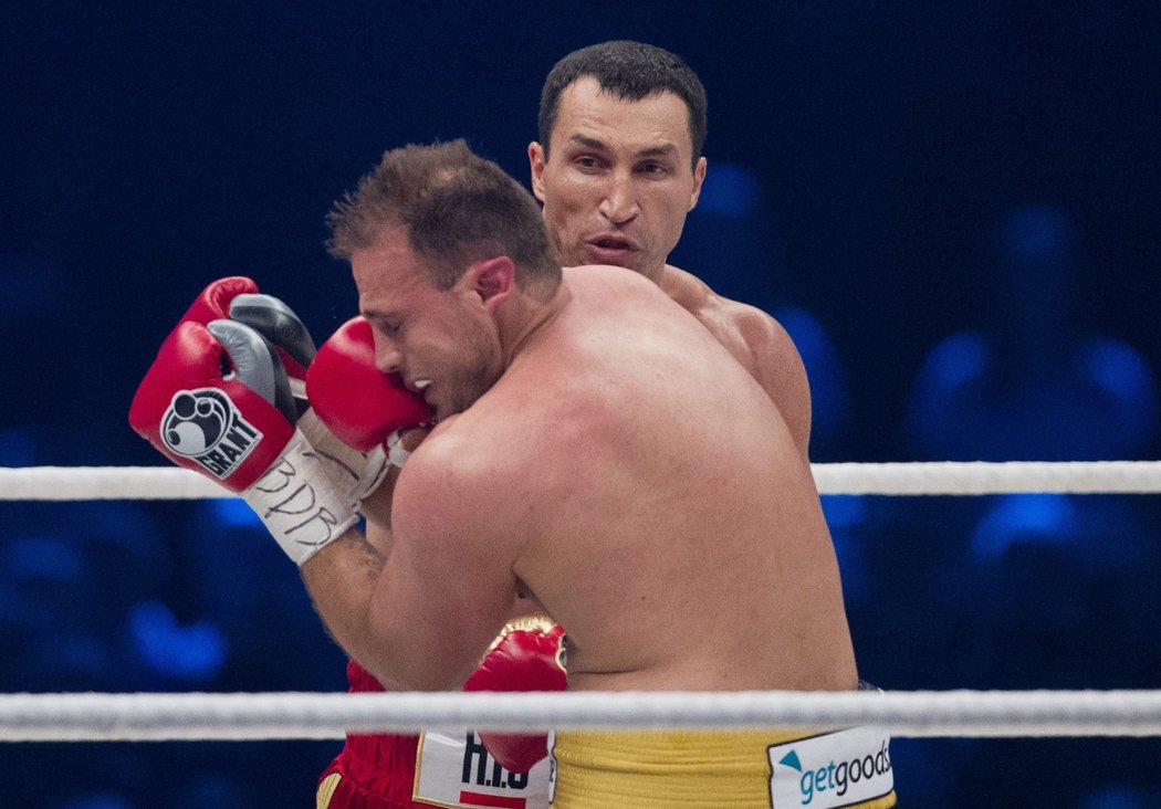 Ukrajinský boxer Vladimir Kličko potvrdil roli favorita