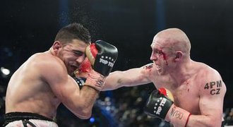 Boxer Konečný krvácel, ale vyhrál na body a je mistrem Evropy