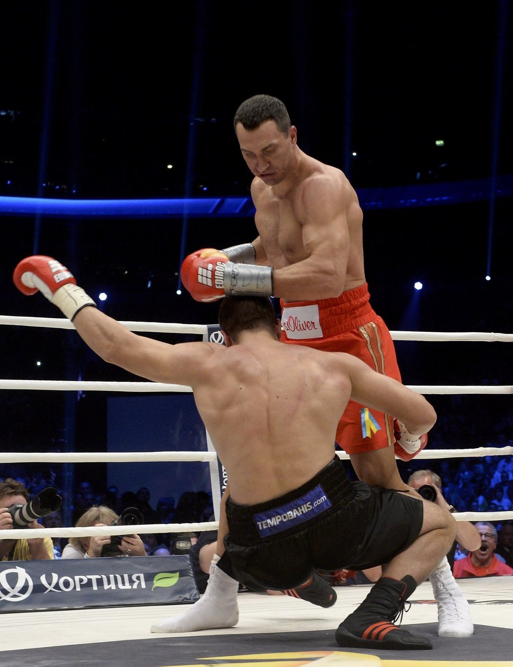 Bulhar Kubrat Pulev v zápase s Vladimirem Kličkem několikrát padnul na zem, vydržel do pátého kola