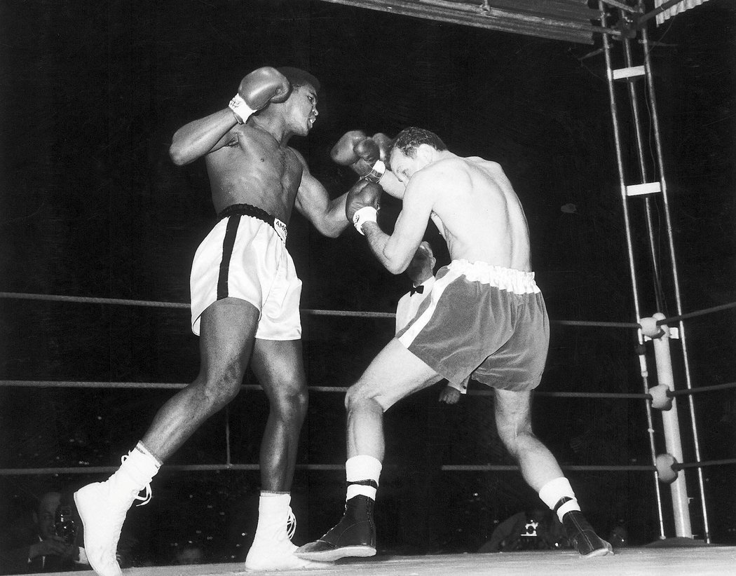 Muhammad Ali proti Henry Cooperovi v Londýě v roce 1963