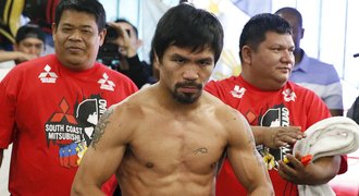 Pacquiaa chtěl napadnout fanoušek. Boxer ho pak chránil před ochrankou