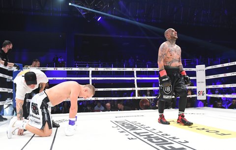 Laky Royal po svém boxerském vítězství na Fight Night Challenge