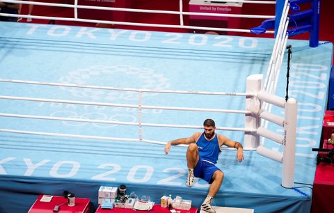 Mourad Aliev protestoval kvůli diskvalifikaci ve čtvrtfinále olympijských her