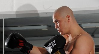Boxer Pála je profesionálním mistrem Evropy!