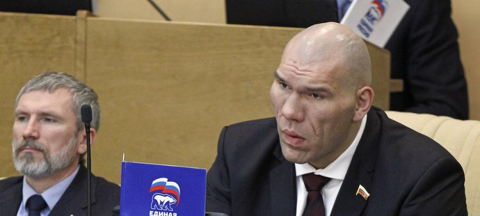 Boxer Valujev zasedl do parlamentu
