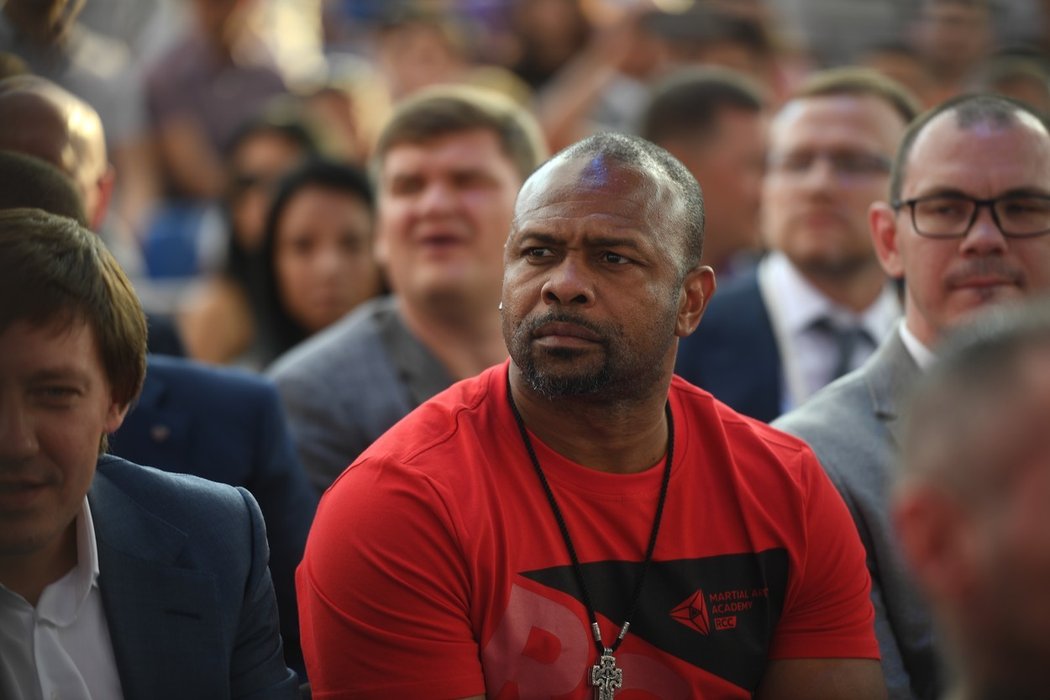 Tysona vyzve další legenda Roy Jones Jr.