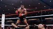 Mike Tyson po vítězství nad Trevorem Berbickem se stal šampionem WBC