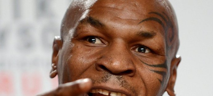 Mike Tyson se zlobí, Nový Zéland odmítl jeho žádost o vízum