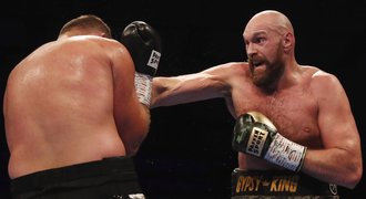 Fury válí, na body porazil Pianetu a přímo v ringu ho vyzval Wilder