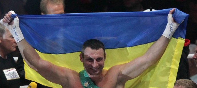 Ukrajinský šampion Vitalij Kličko možná ukončí kariéru a vrhne se plně do politiky