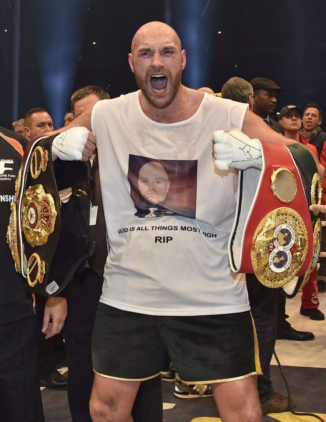 Tyson Fury se stal překvapivým vítězem dlouho očekávaného klání