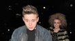 Brooklyn Beckham v doprovodu krásných slečen