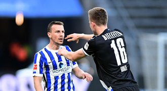 Hertha vydřela remízu, Darida hrál 17 minut. Frankfurt ztratil s Mohučí