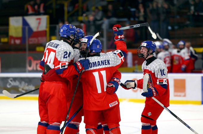 ONLINE: Německo U18 - Česko U18 0:1. Mladíci jdou z přesilovky rychle do vedení ONLINE: Německo U18 - Česko U18 0:1. Mladíci jdou z přesilovky rychle do vedení