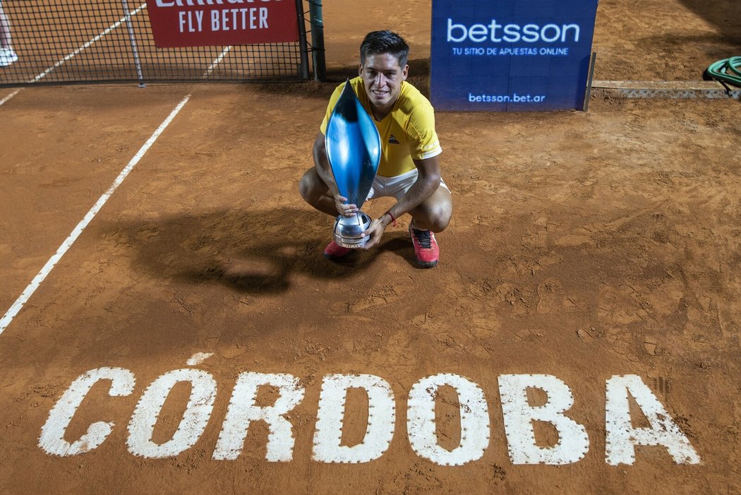 Během tenisového turnaje Córdoba Open se na obří obrazovce spustilo porno