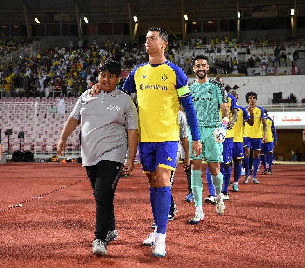 Ronaldo ve svém čtvrtém startu za Al-Nassr rozjel čtyřgólovou parádu. Podle jeho spoluhráče je ale kvůli němu na mužstvo vyvíjen velký tlak ze strany soupeřů