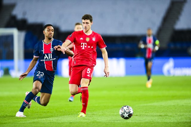 Momentka ze čtvrtfinálové odvety mezi Bayernem a PSG