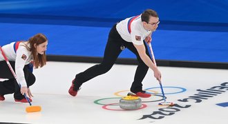 TOP hlášky manželů z curlingu: Nedignul, zmetek. A „hádky“ na dálku