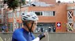 Nemocnice, kam byl po těžké havárii převezený zraněný kolumbijský cyklista Egan Bernal