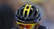 Alberto Contador měl při první pyrenejské etapě Tour de France problém. Z krize mu pomáhal i jeho český parťák z týmu Roman Kreuziger