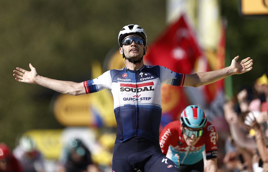 Kasper Asgreen slaví triumf v etapě na Tour de France