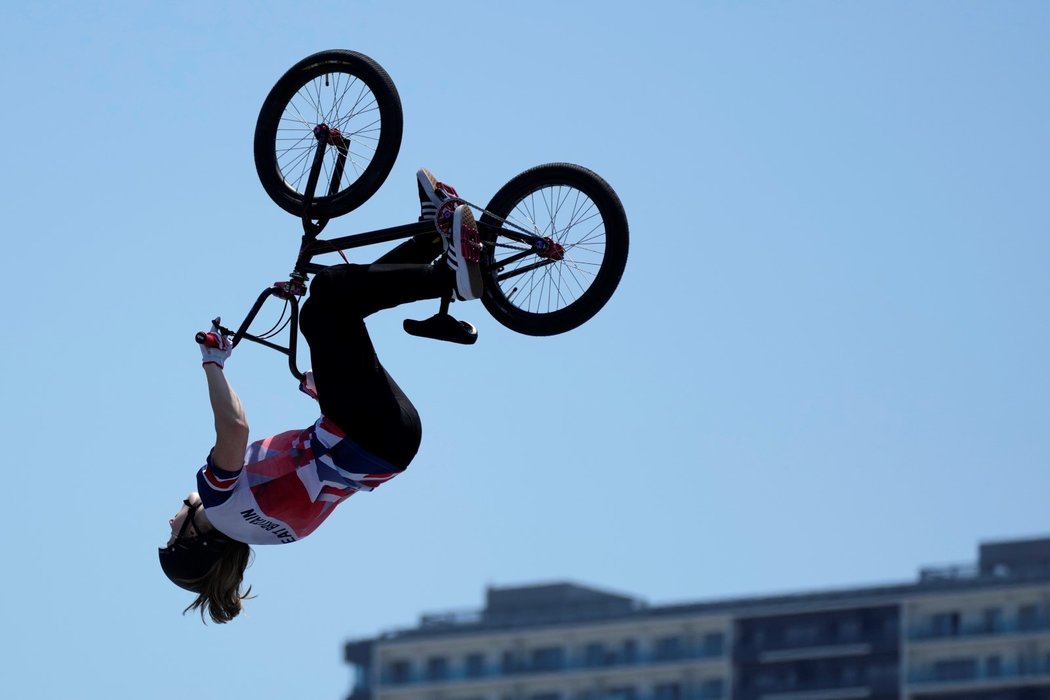 Charlotte Worthingtonová ovládla závod ve freestyle BMX